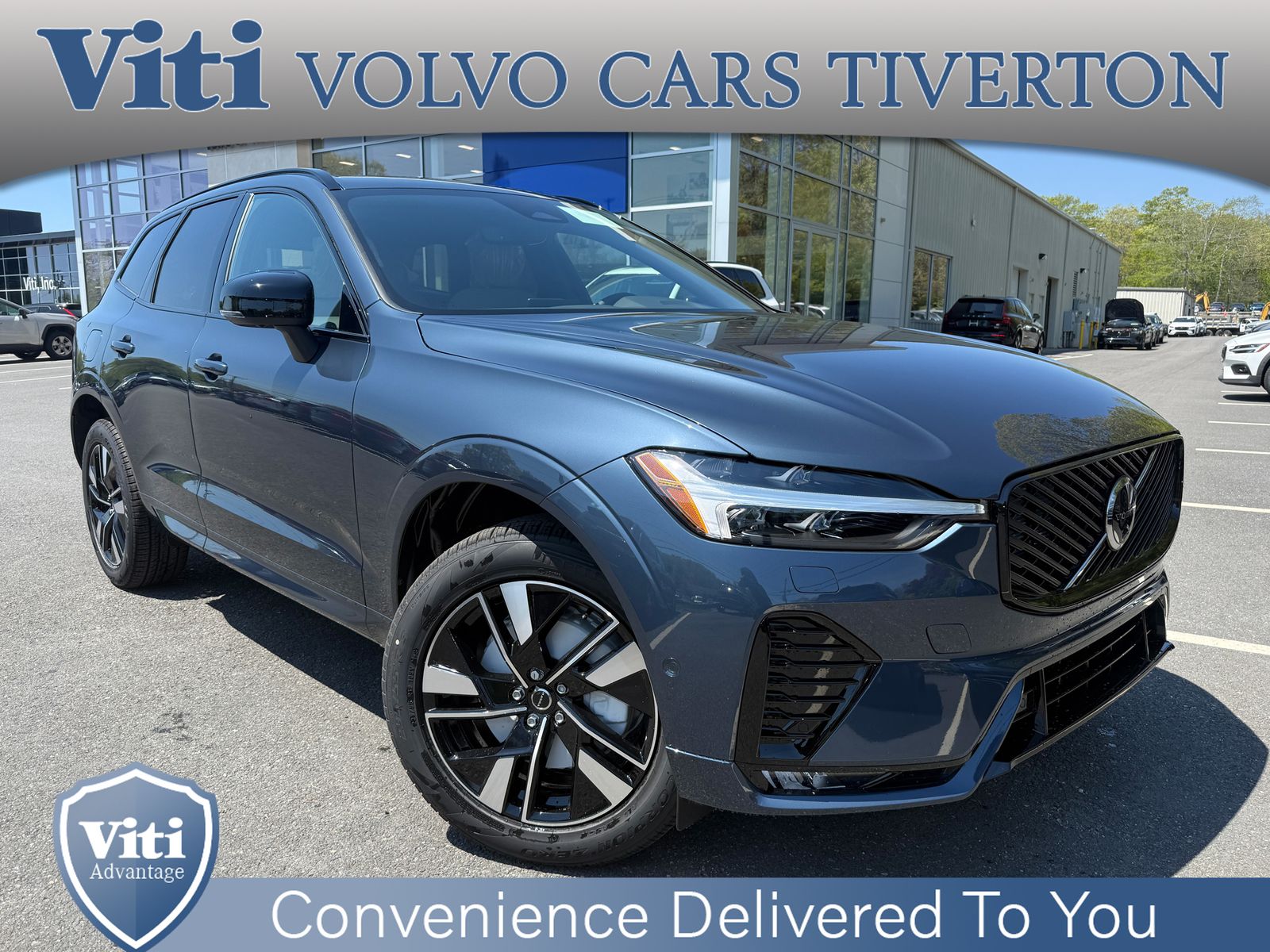 2026 Volvo XC60 B5 Plus Dark AWD's photo