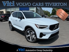 2026 Volvo XC40 B5 Plus AWD SUV