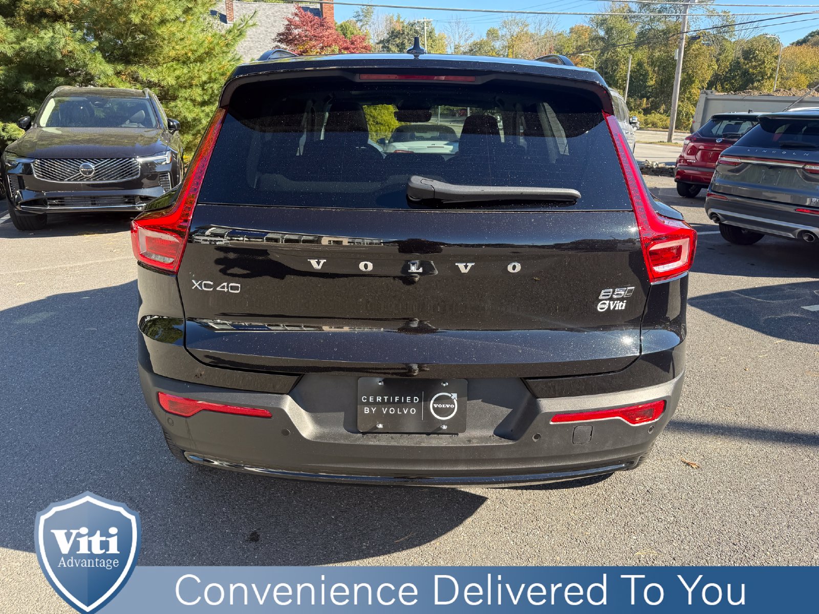 2026 Volvo XC40 Plus - Photo 7