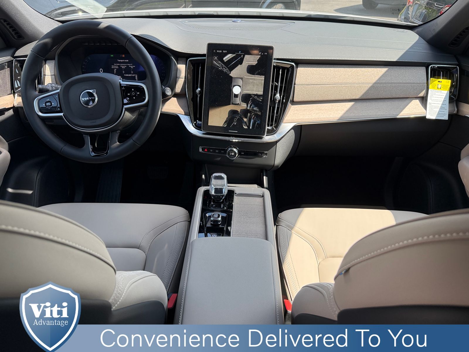 2026 Volvo XC90 Plus photo 2