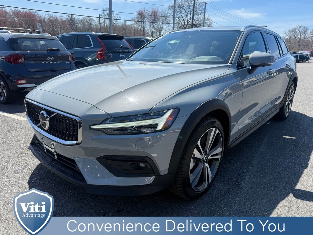 Used 2025 Volvo V60 Cross Country B5 Plus Wagon