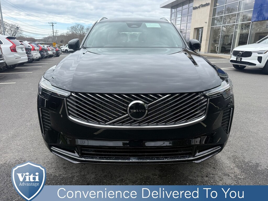 New 2026 Volvo XC90 B5 Core SUV
