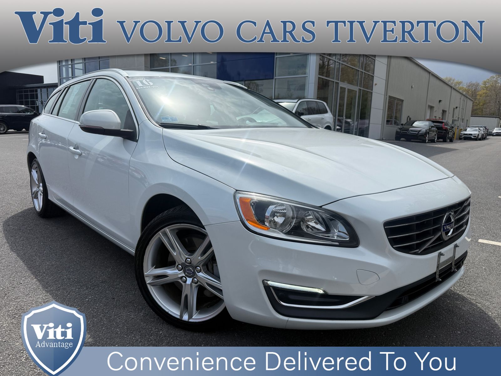 2016 Volvo V60 T5 Drive-E AWD Premier's photo