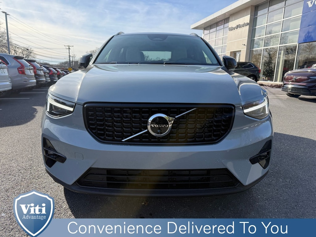 New 2026 Volvo XC40 B5 Ultra SUV