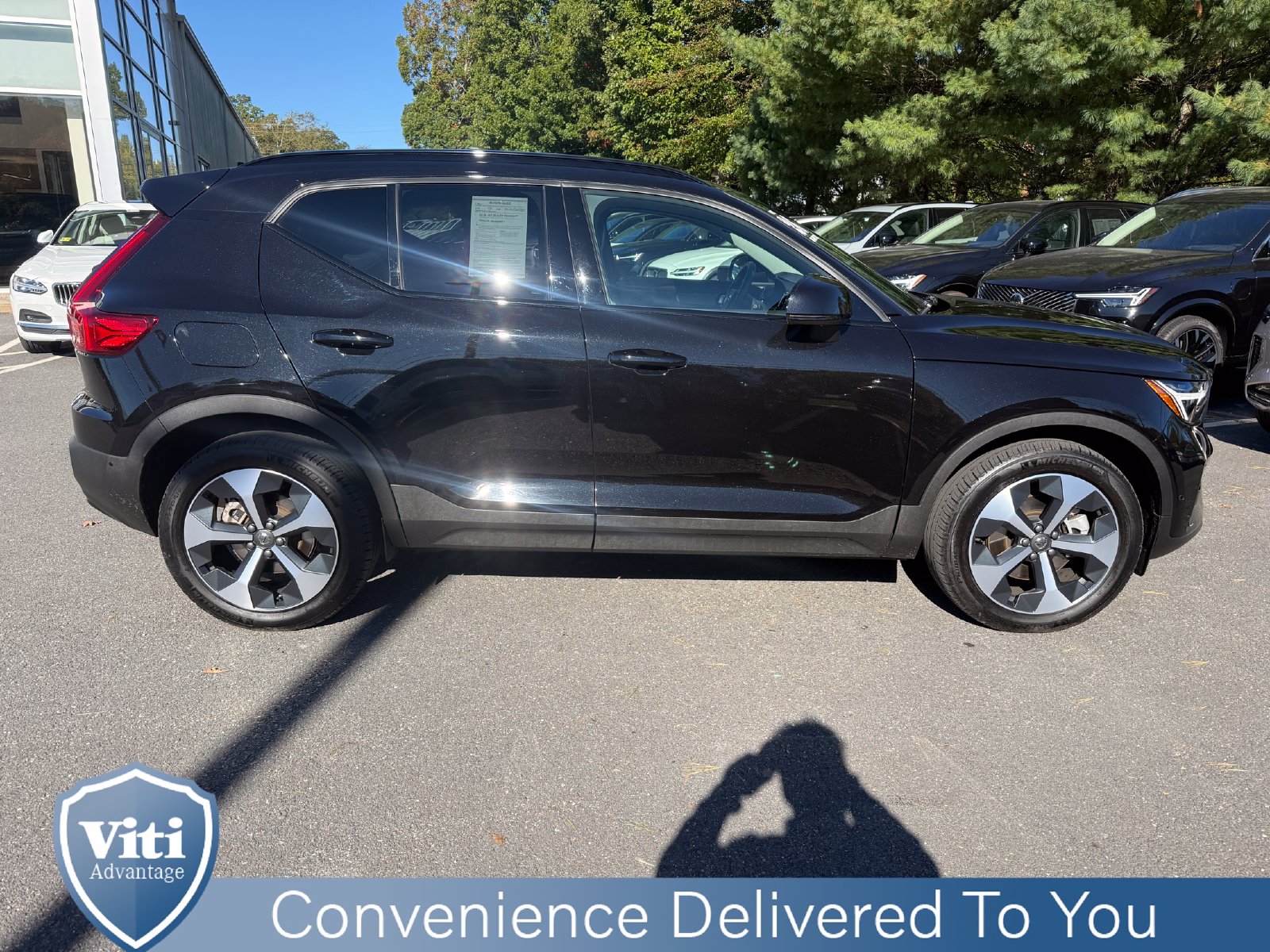 2026 Volvo XC40 Plus - Photo 9