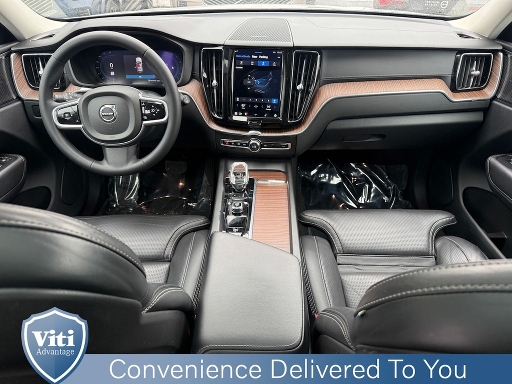 Certified 2023 Volvo XC60 B6 AWD Ultimate Dark SUV