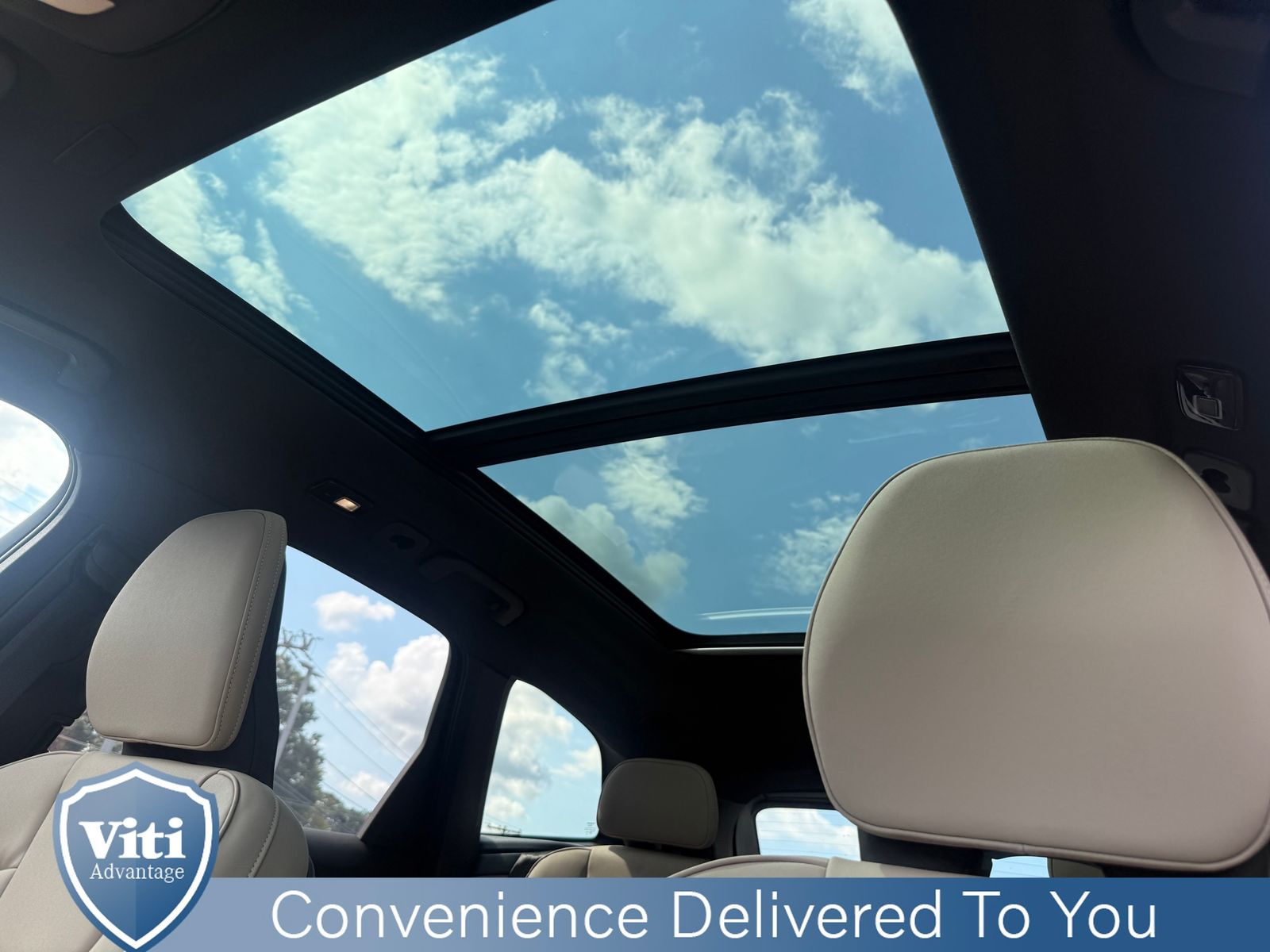 2026 Volvo XC60 Plus - Photo 13