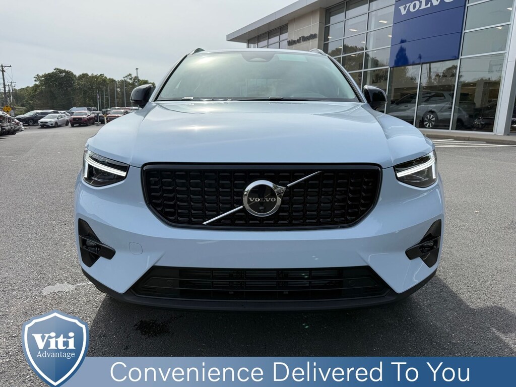 Certified 2026 Volvo XC40 B5 Plus SUV
