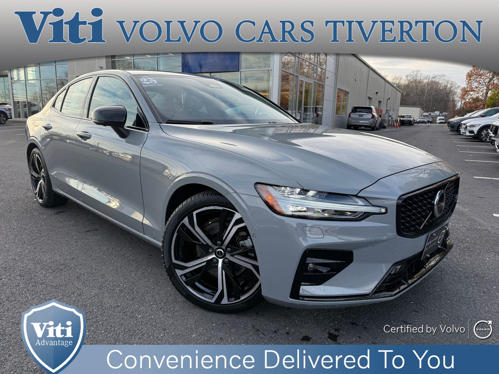 2025 Volvo S60 Plus's photo