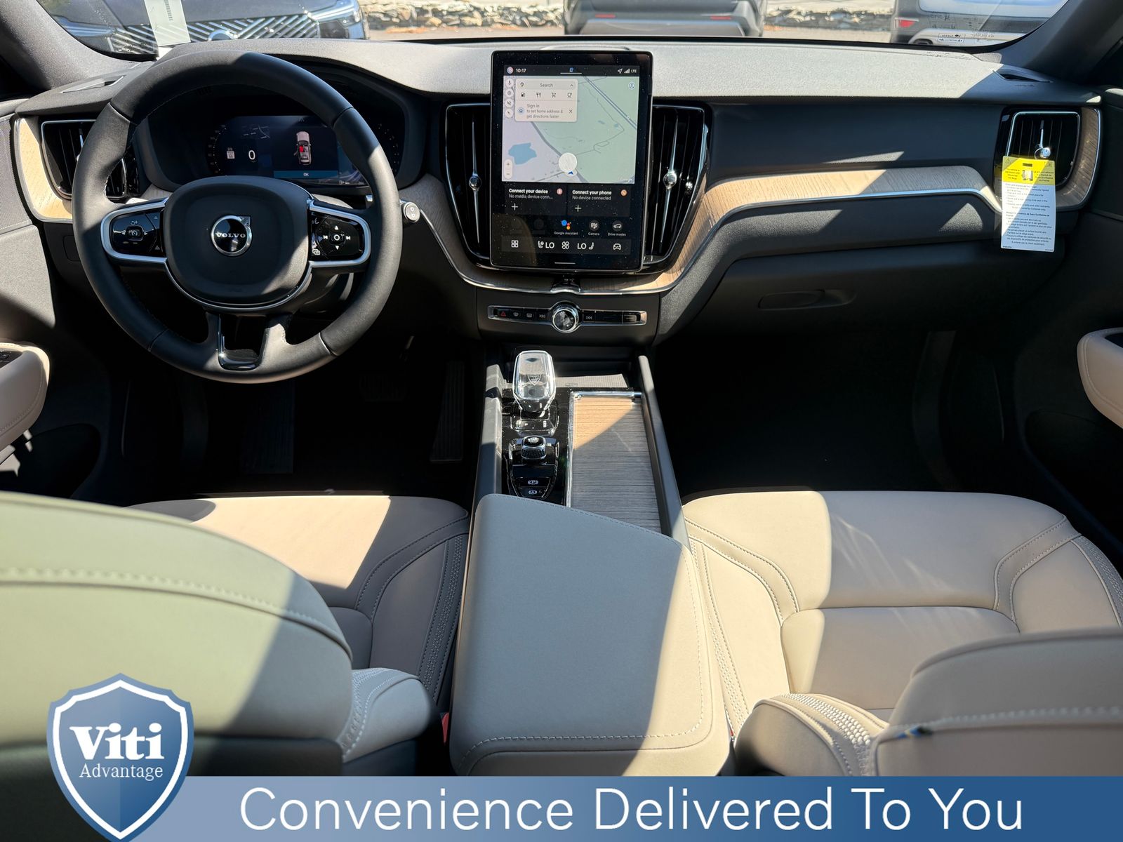 2026 Volvo XC60 B5 Core photo 2