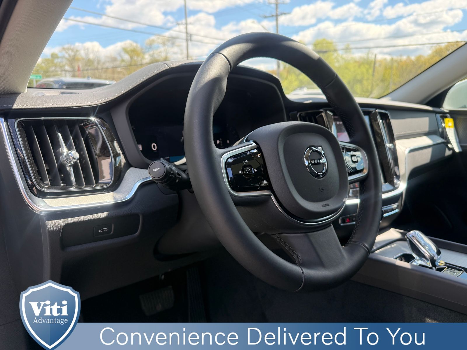 2026 Volvo V60 Cross Country Ultra - Photo 12