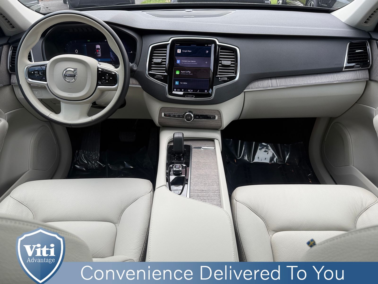 2023 Volvo XC90 Recharge Plus photo 2