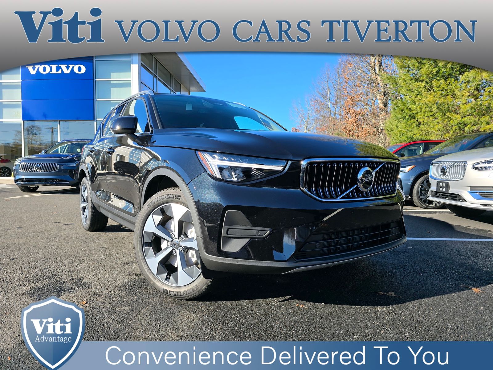 2025 Volvo XC40 Core's photo