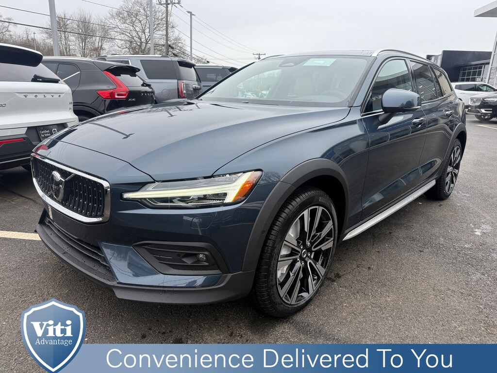 New 2026 Volvo V60 Cross Country B5 Ultra Wagon