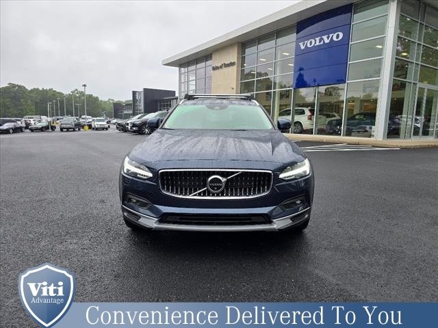 Used 2021 Volvo V90 Cross Country Base with VIN YV4A22NLXM1133407 for sale in Tiverton, RI