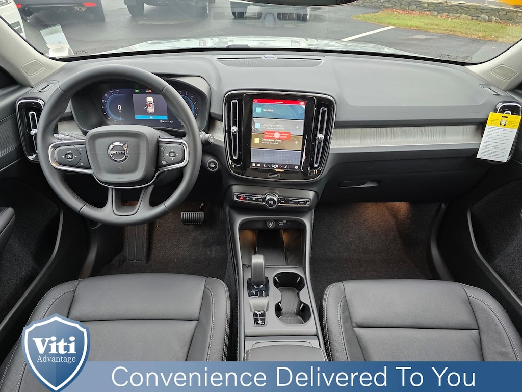 Certified 2025 Volvo XC40 B5 Core Bright Theme SUV
