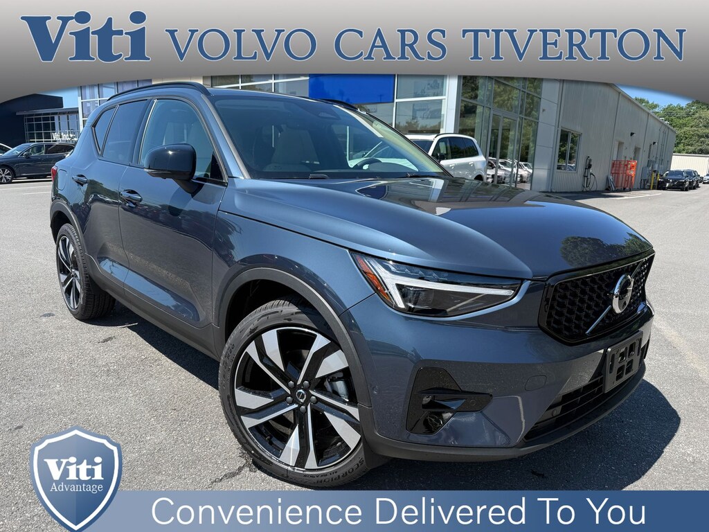 New 2026 Volvo XC40 B5 Ultra SUV