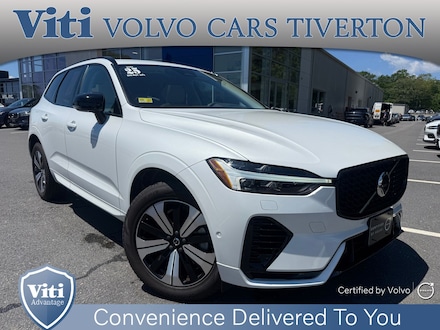 2025 Volvo XC60 plug-in hybrid T8 Plus SUV