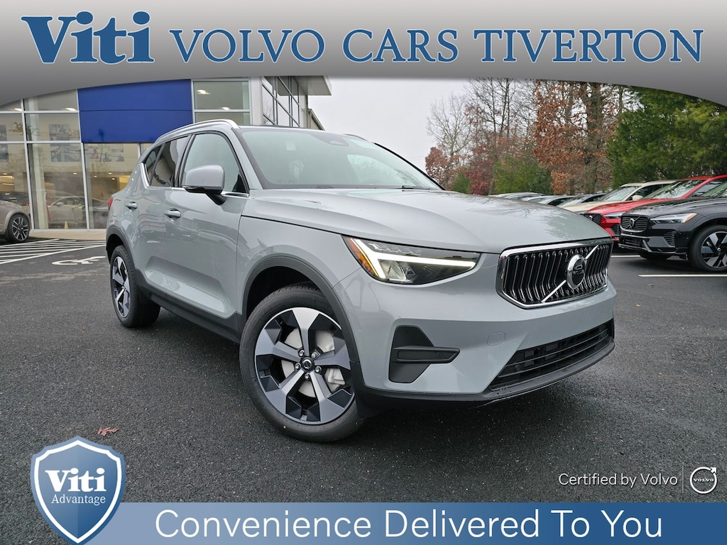 Certified 2025 Volvo XC40 B5 Core Bright Theme SUV