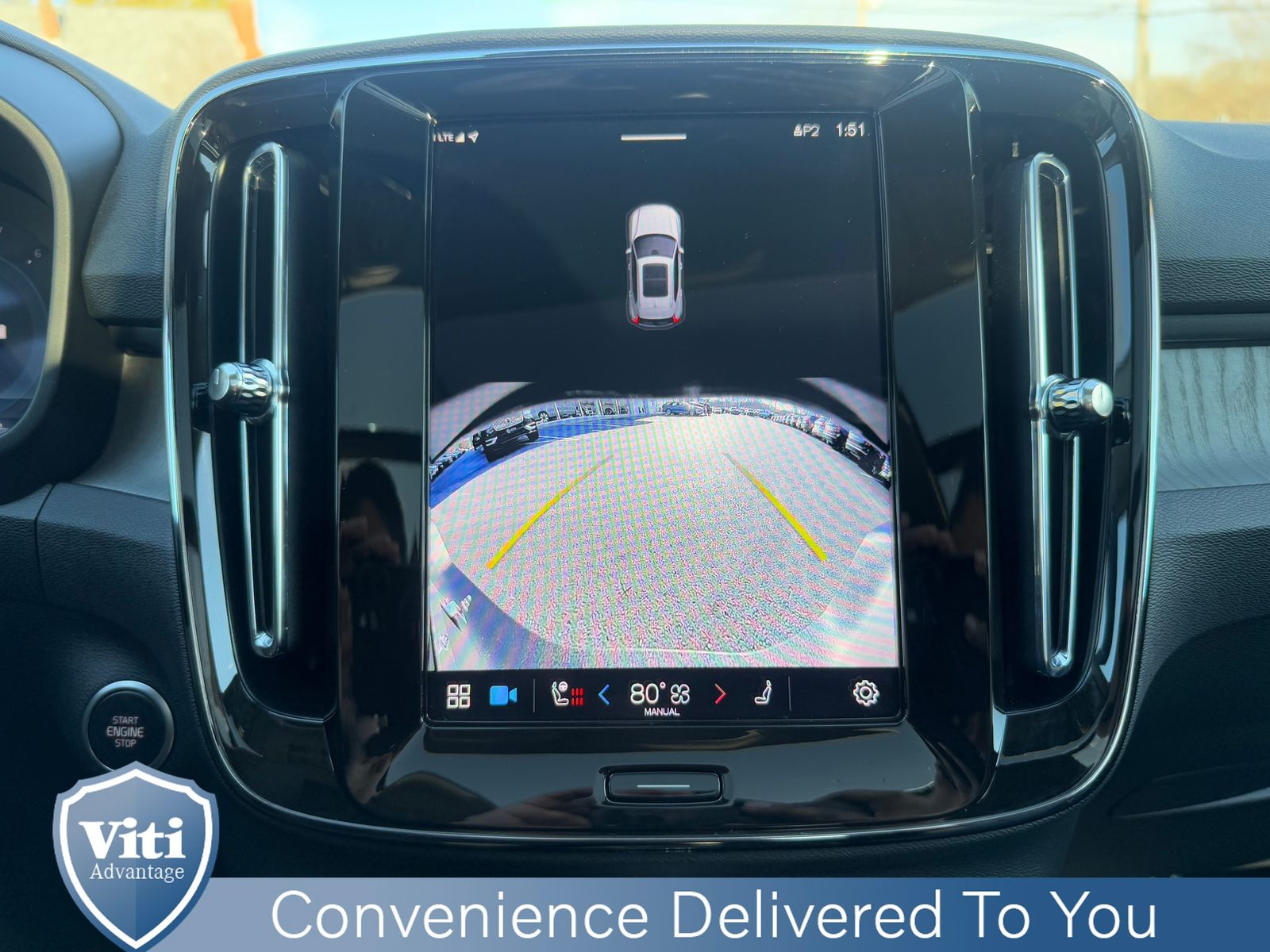 2025 Volvo XC40 Core - Photo 34