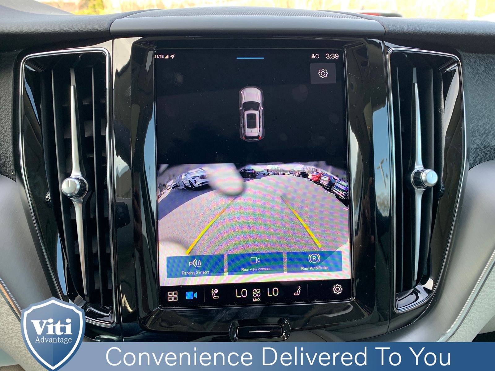 2025 Volvo XC60 Core - Photo 14