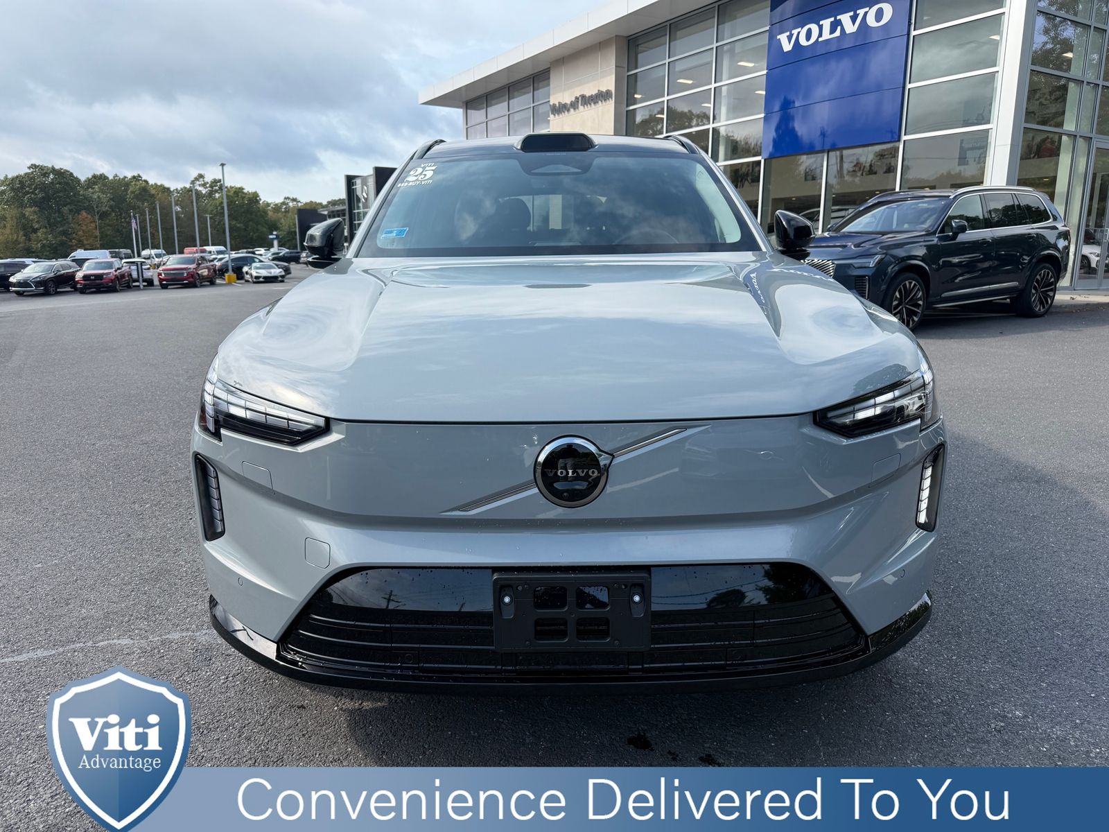 2025 Volvo EX90 Twin Motor Ultra photo 3