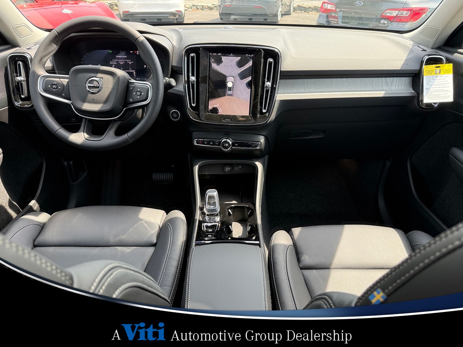 2026 Volvo XC40 Plus photo 2