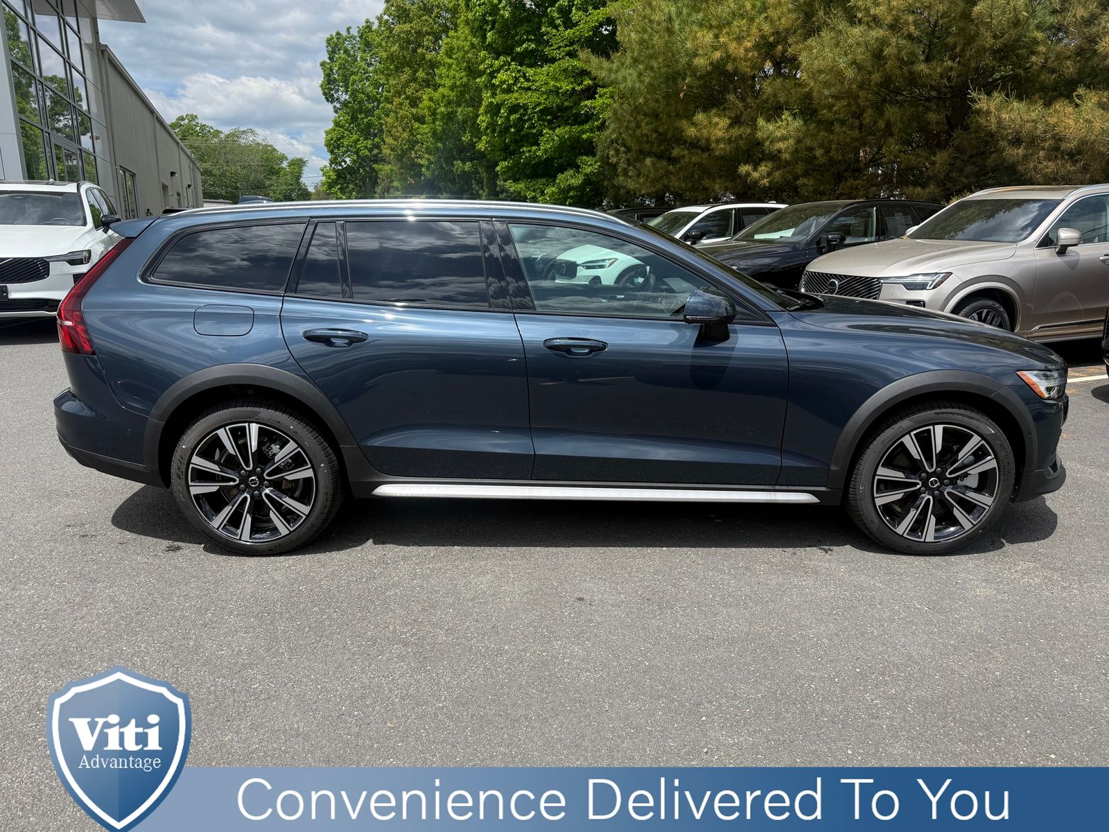 2026 Volvo V60 Cross Country Ultra - Photo 9