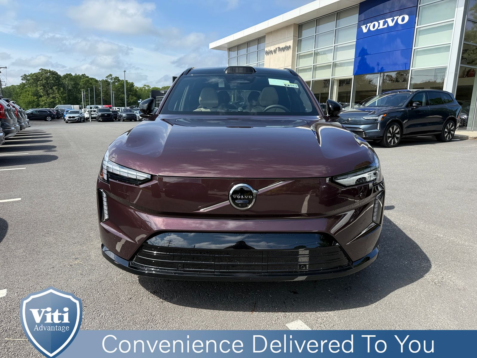 2025 Volvo EX90 Twin Motor Ultra photo 2
