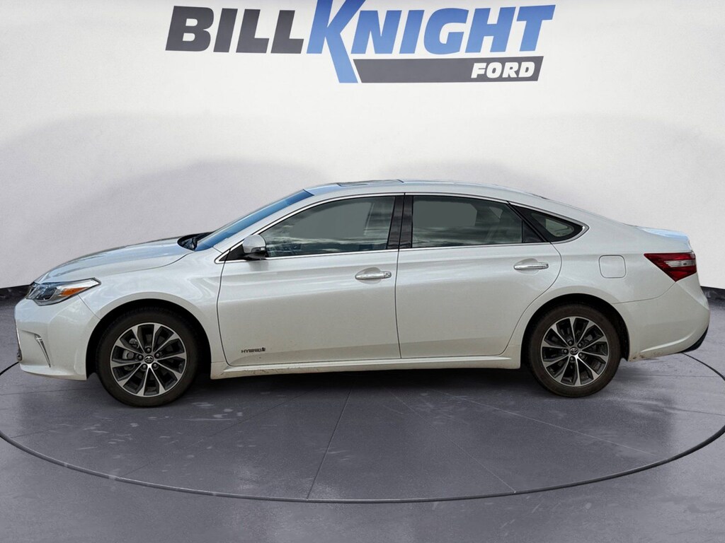 Used 2016 Toyota Avalon Hybrid Sedan
