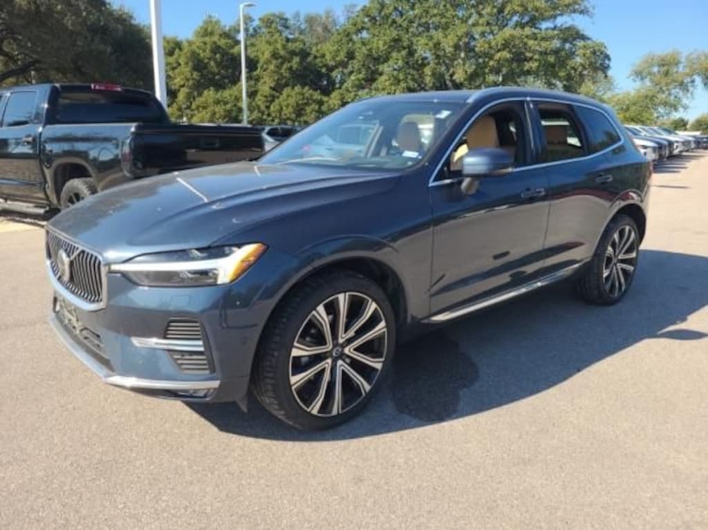 Certified 2023 Volvo XC60 B5 Ultimate Bright Theme SUV