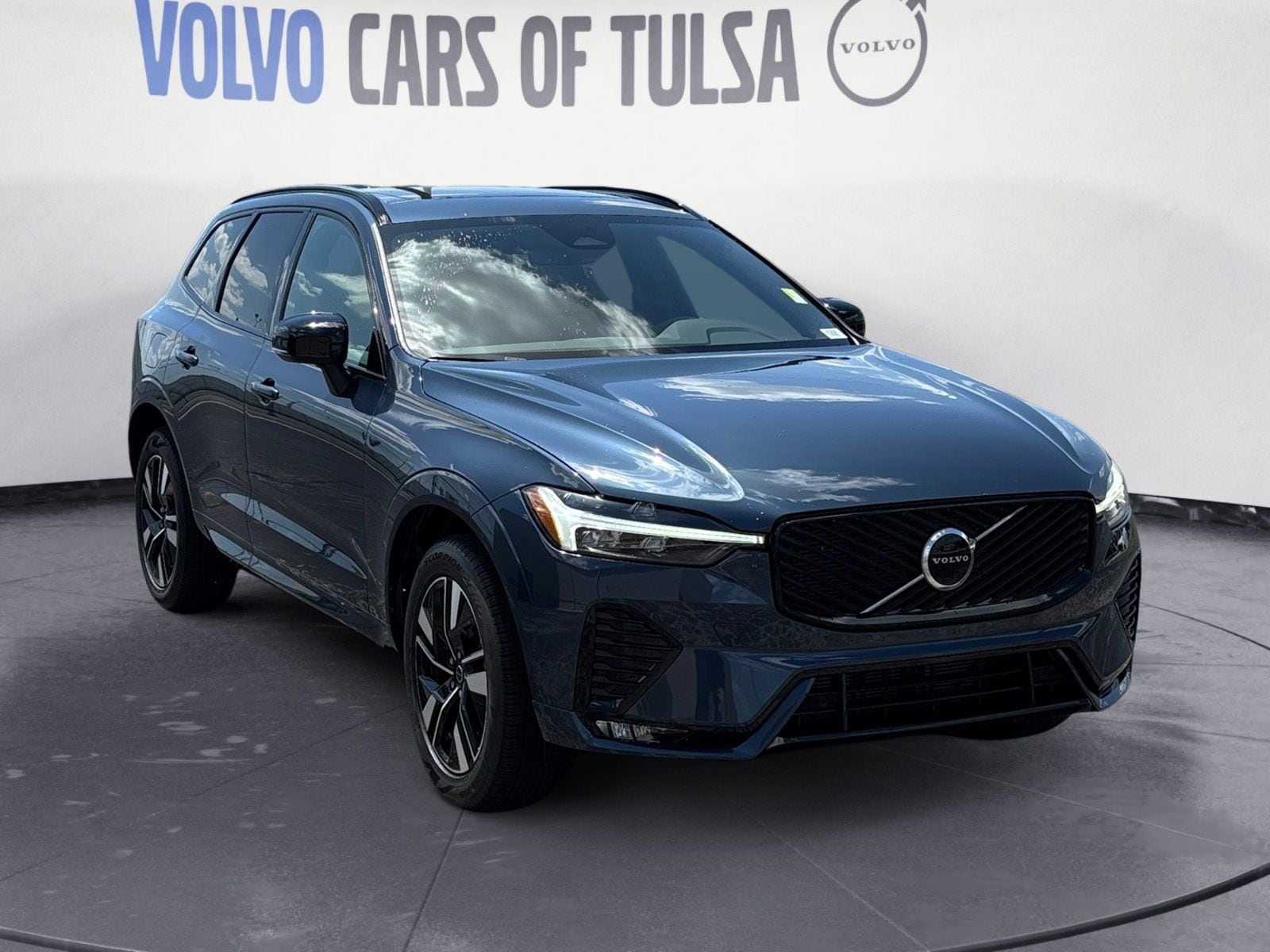 2026 Volvo XC60 Core - Photo 7