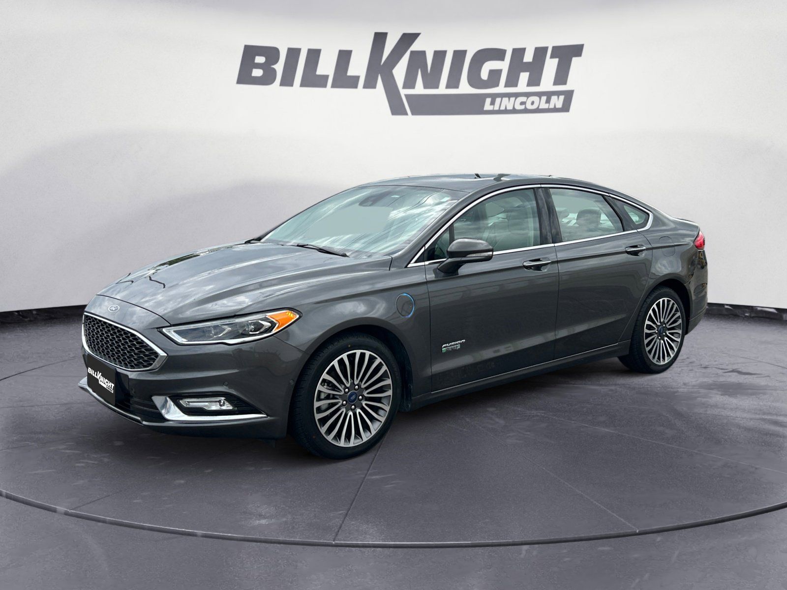 2018 Ford Fusion Plug-In Hybrid Platinum's photo