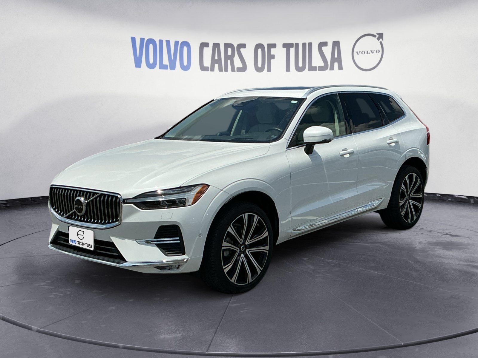 2023 Volvo XC60 SUV 