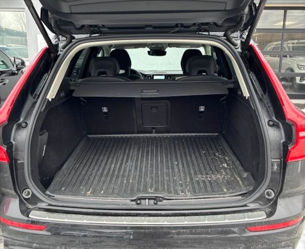 Certified 2023 Volvo XC60 B5 Plus Dark Theme SUV