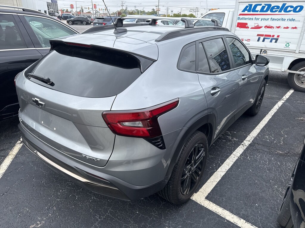 Used 2025 Chevrolet Trax Activ SUV