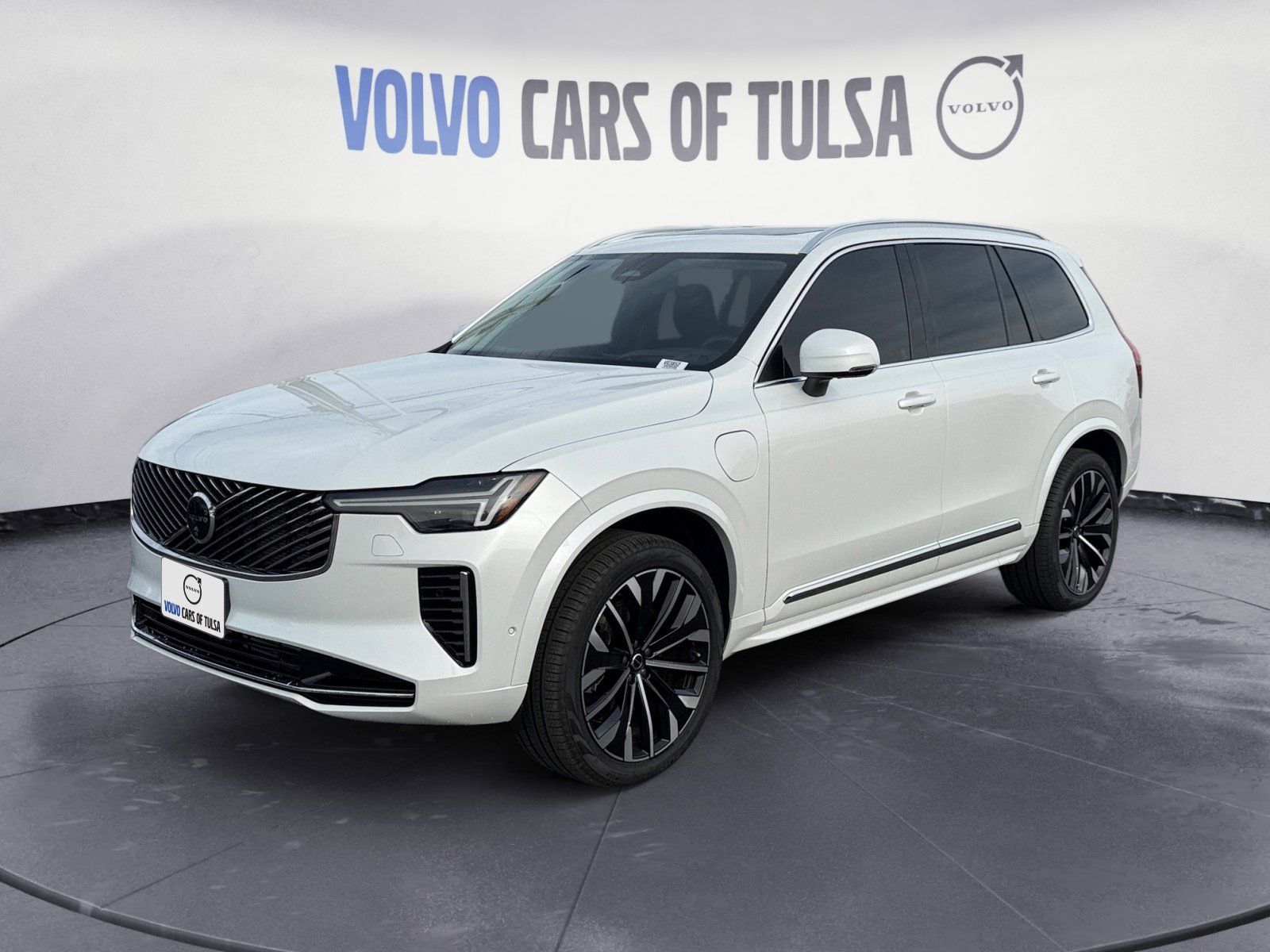 2025 Volvo XC90 Ultra's photo