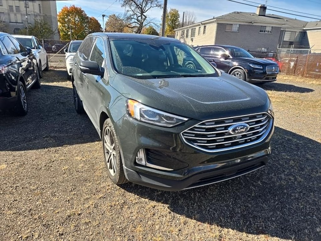 Used 2022 Ford Edge Titanium SUV
