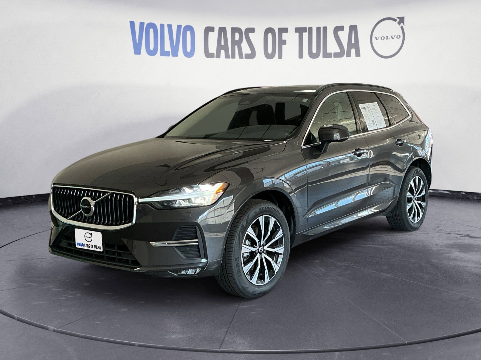 2023 Volvo XC60 B5 Core FWD's photo