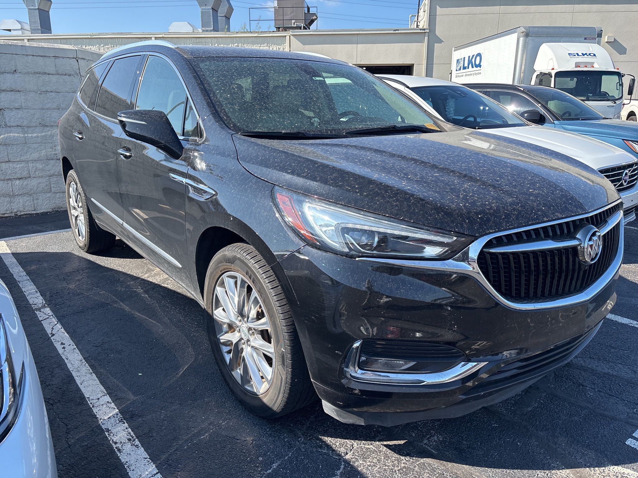 2019 Buick Enclave Essence photo 2