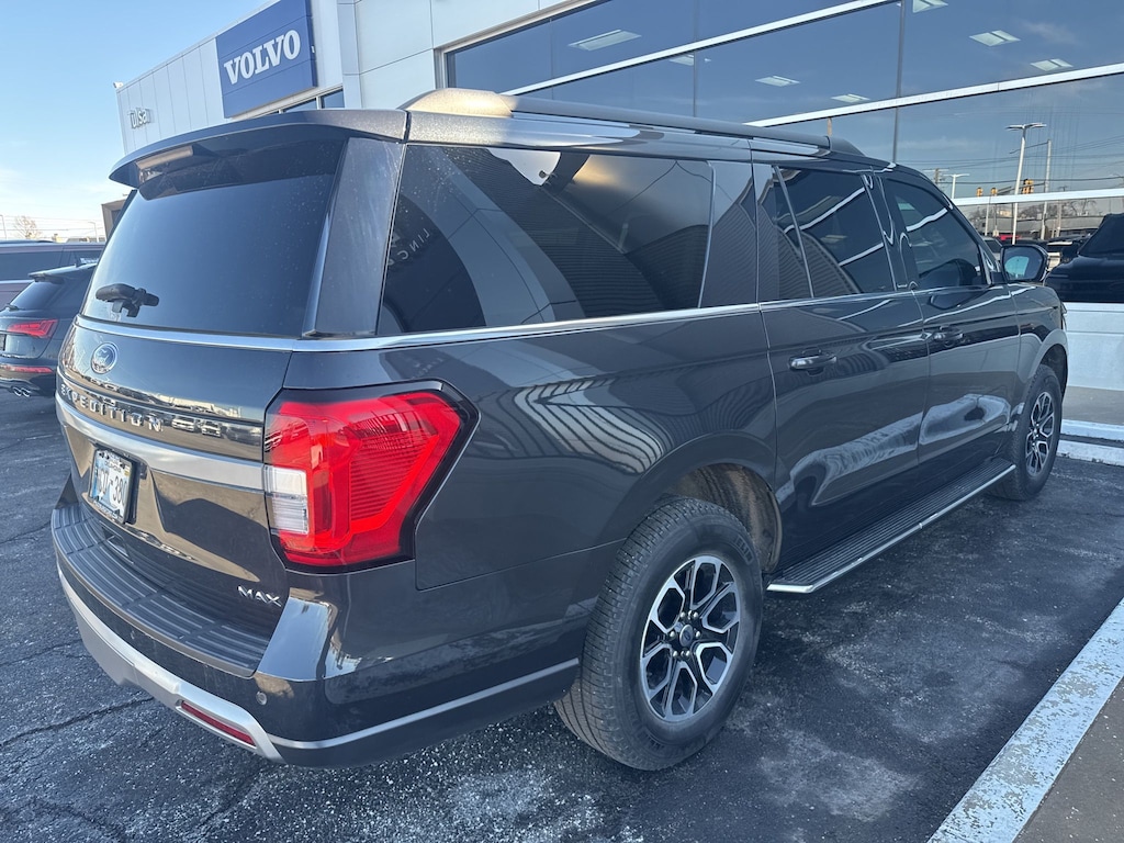 Used 2022 Ford Expedition Max XLT SUV