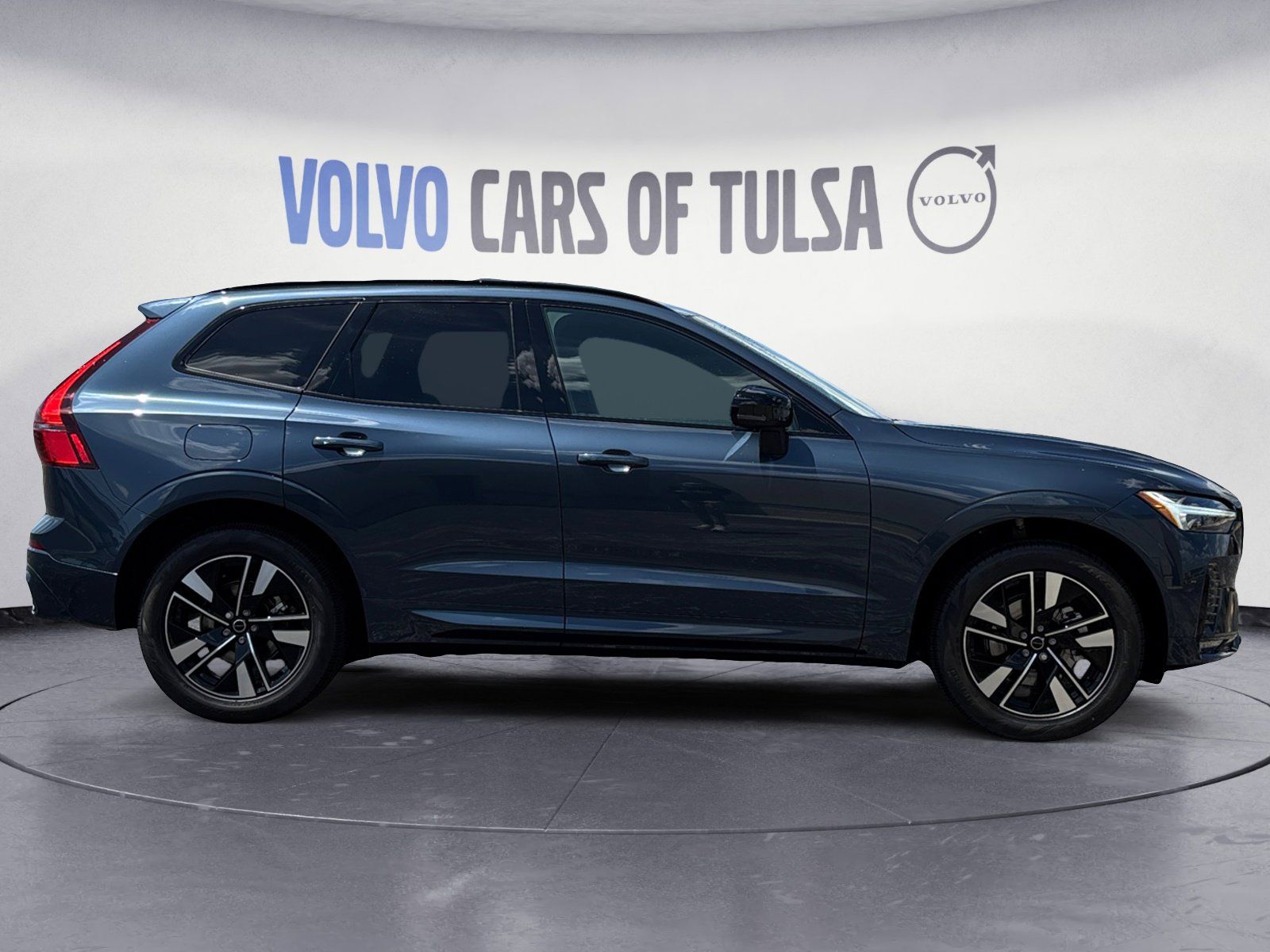 2026 Volvo XC60 Core - Photo 6