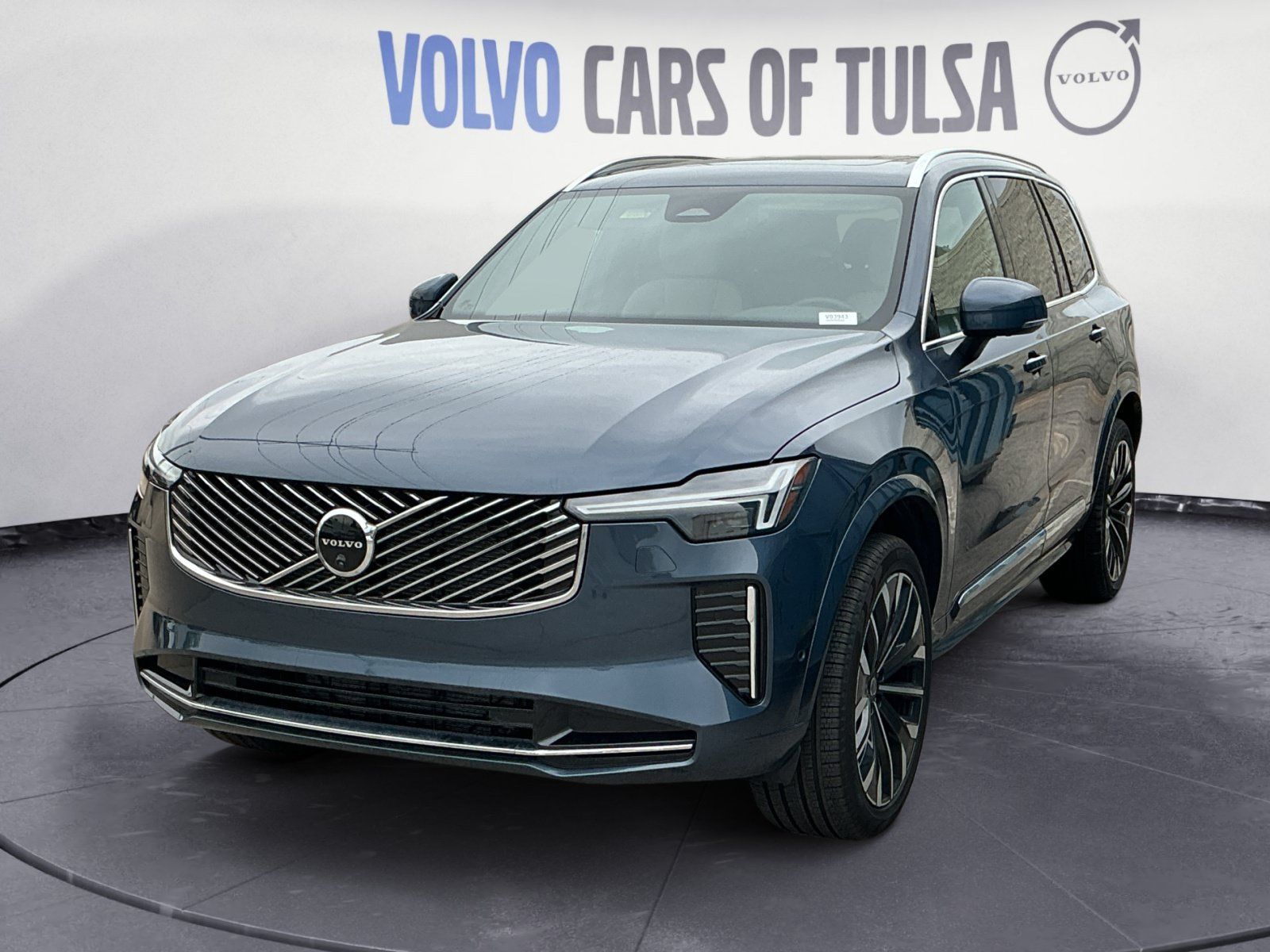 2026 Volvo XC90 Plus