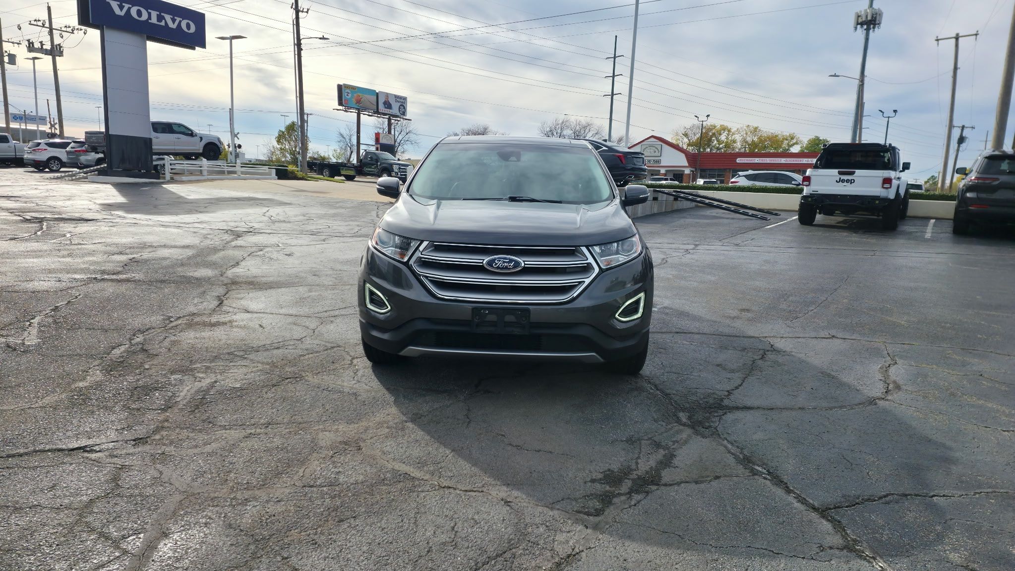 2018 Ford Edge Titanium photo 4