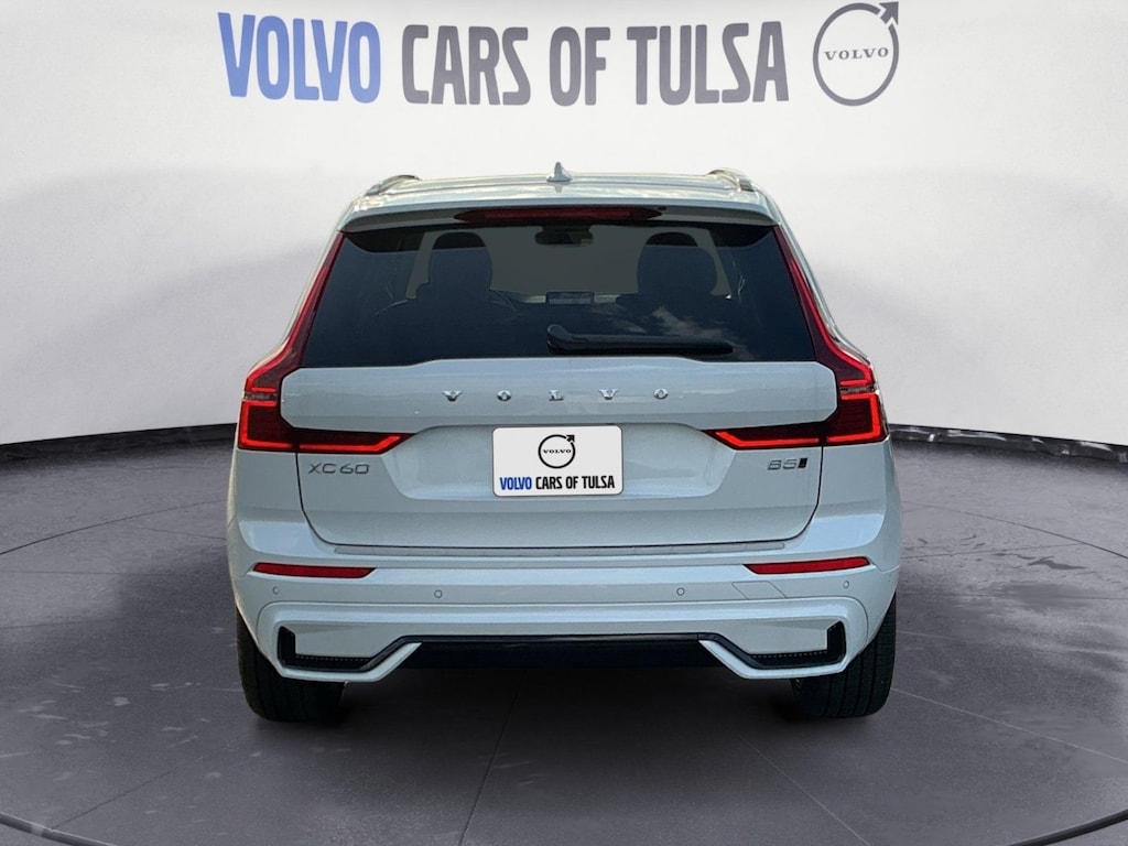 New 2026 Volvo XC60 B5 Ultra SUV