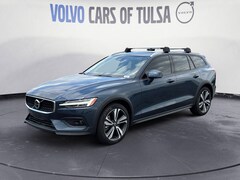 2025 Volvo V60 Cross Country