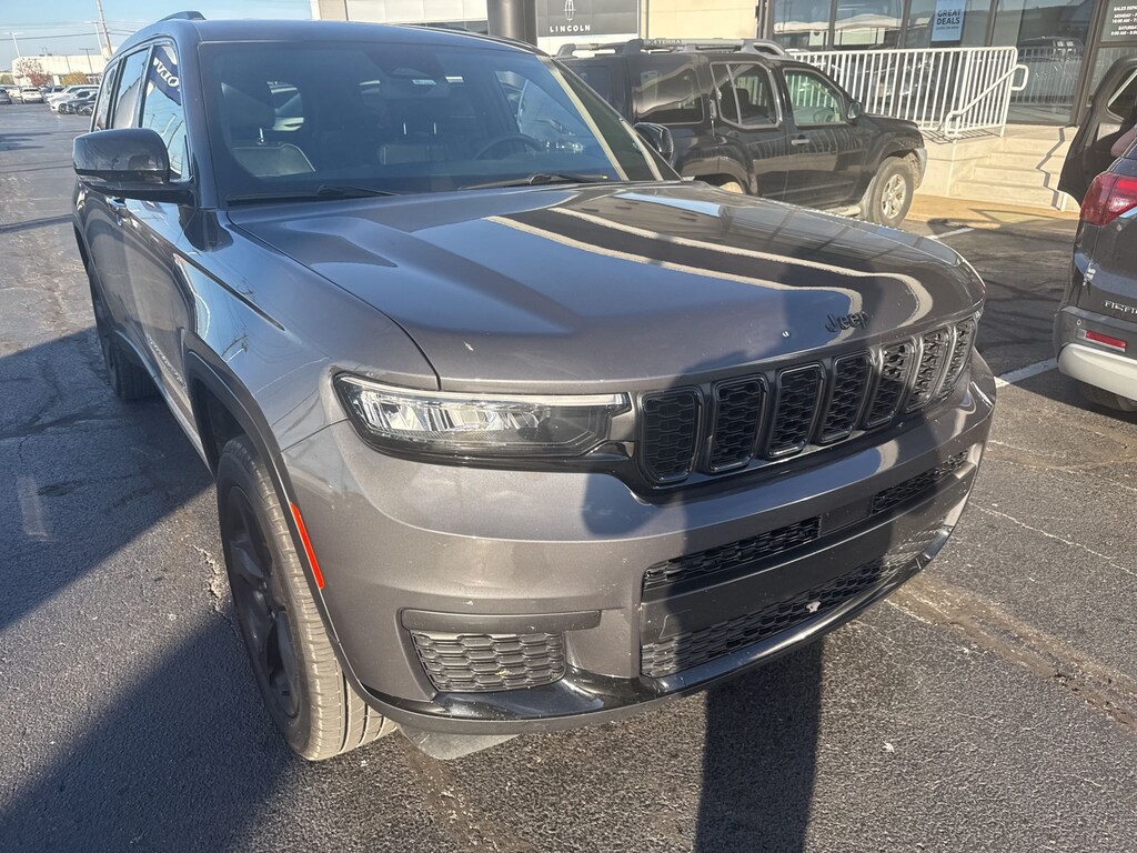 Used 2022 Jeep New Grand Cherokee Altitude SUV