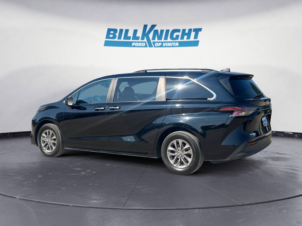 Used 2024 Toyota Sienna XLE Van Passenger Van