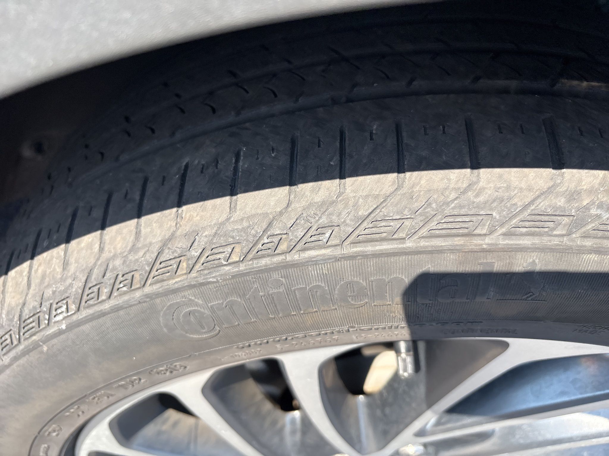 2020 Lincoln Nautilus Reserve photo 2