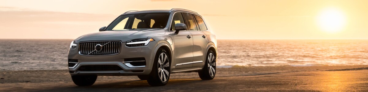 New Volvo XC90 in front of a sunset